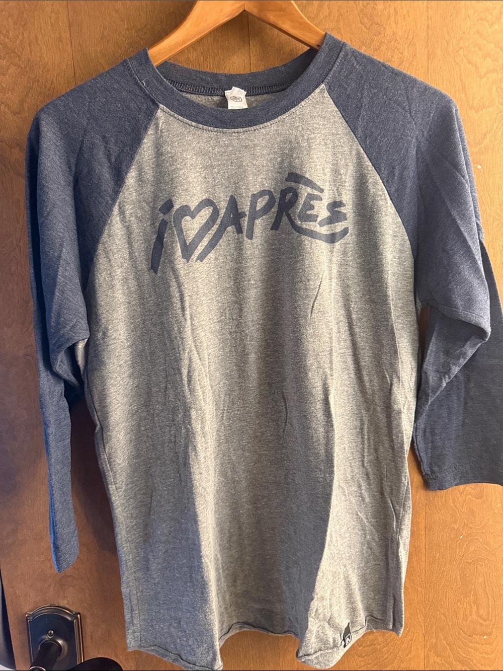 Woman Flylow Raglan 3/4 Sleeve Shirt - Gray & Navy